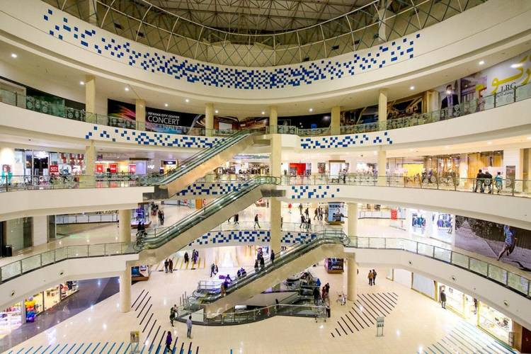 عکس خرید از بهترین مراکز مدرن اصفهان