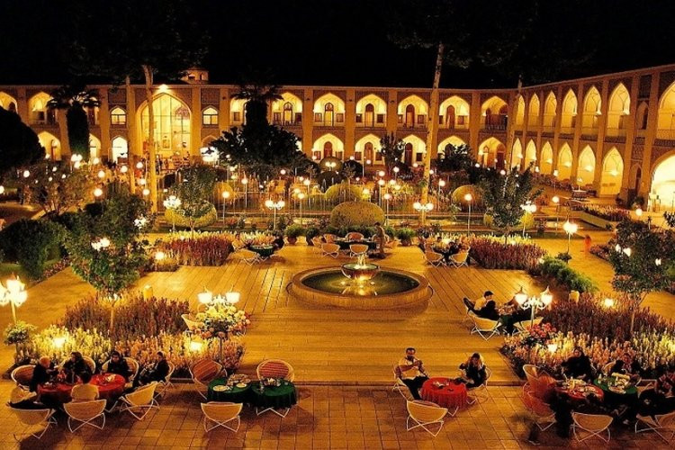 عکس هتل عباسی اصفهان
