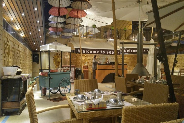 عکس مجموعه صوفی باغ ناری شیراز