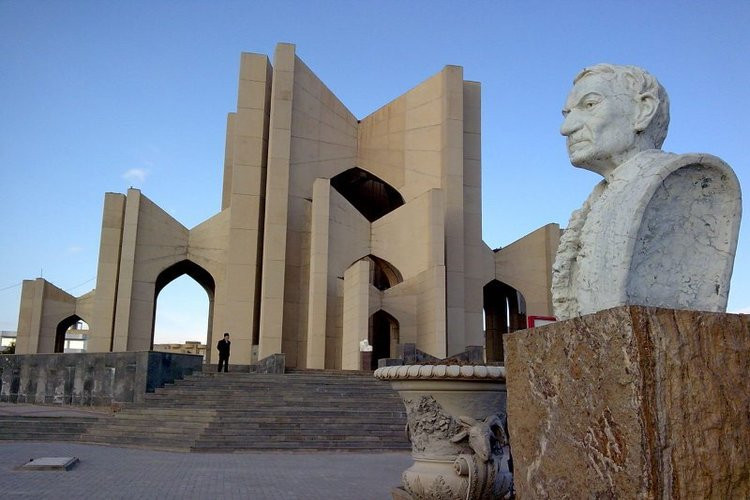 عکس مقبرة الشعرا تبریز
